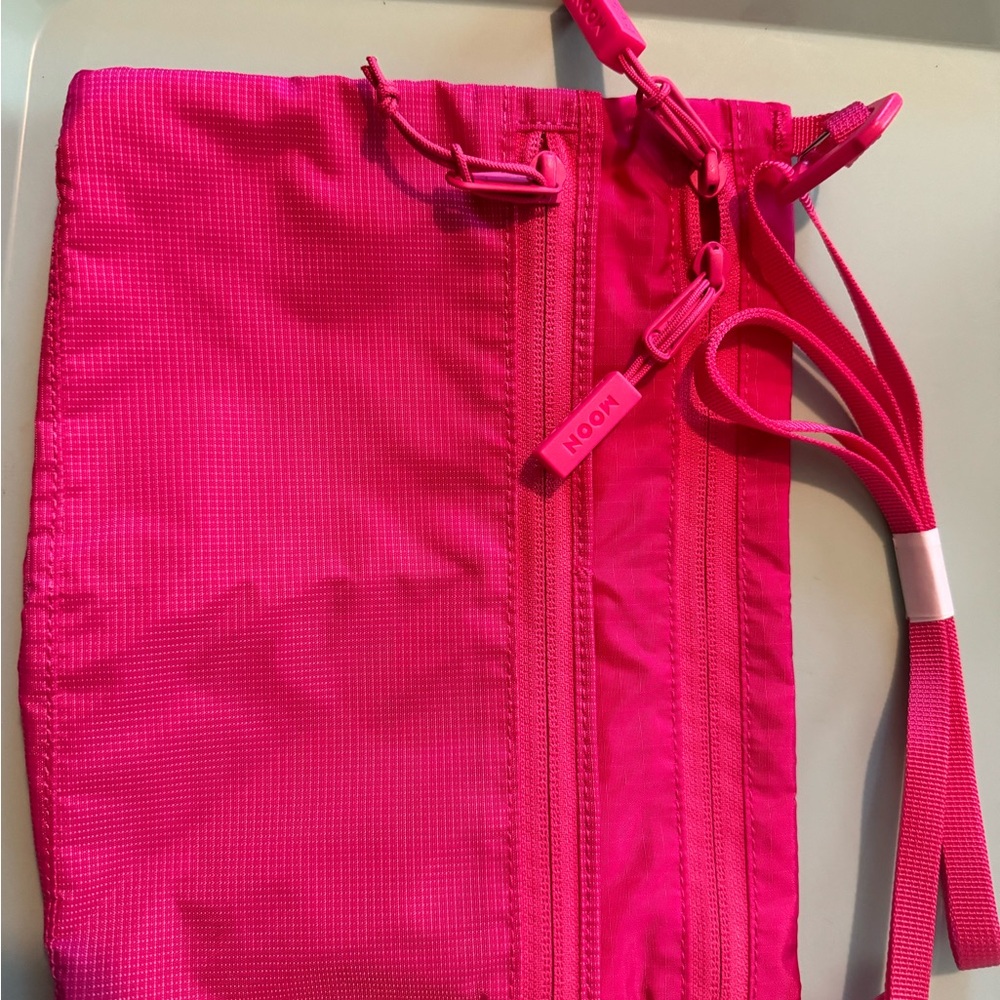 Baboon to the moon b2tm hot pink sacoche bag nwt